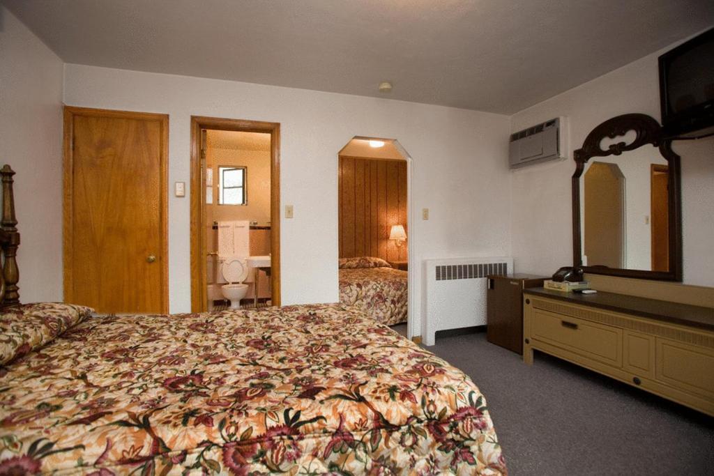 Stagecoach Motel Colorado Springs Bilik gambar